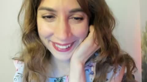Snapshot of alice_sincere chatting on 06/01/26, 09:16 Alice Love you all online show from 06/01/26, 09:16