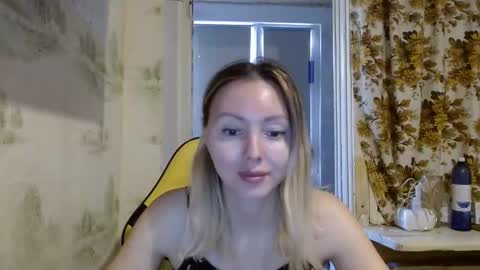 Alice smiles online show from 04/06/26, 05:08