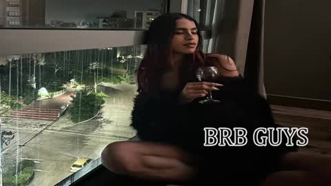 Sofia online show from 10/04/25, 11:41