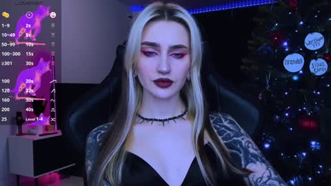Snapshot of alice_specter chatting on 12/20/24, 06:35 Alice online show from 12/20/24, 06:35