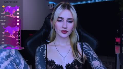 Snapshot of alice_specter chatting on 01/12/25, 05:22 Alice online show from 01/12/25, 05:22