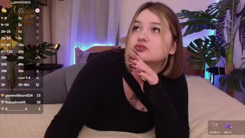 Snapshot of alice_walters chatting on 01/29/25, 07:43 Alice online show from 01/29/25, 07:43