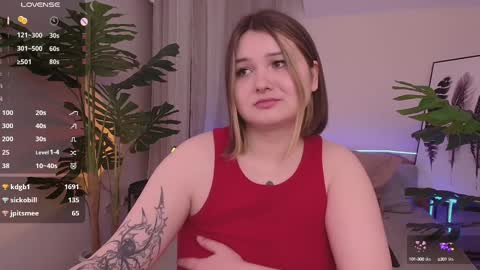 Snapshot of alice_walters chatting on 03/10/25, 11:06 Alice online show from 03/10/25, 11:06
