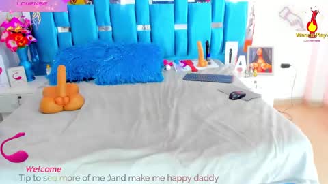 Snapshot of alicebennetx chatting on 02/04/25, 05:23 ALICE BENNET online show from 02/04/25, 05:23