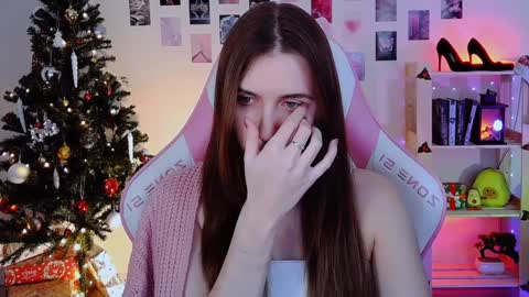 alicecharmy online show from 12/22/24, 12:38