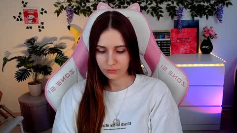 alicecharmy online show from 04/11/26, 01:59