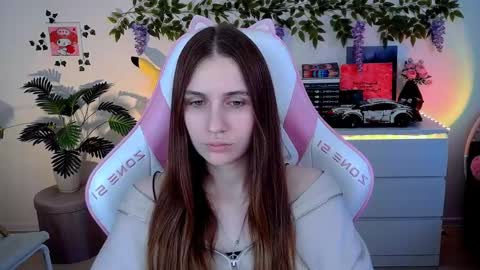 alicecharmy online show from 05/13/26, 03:42