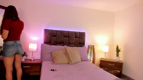 Alice Cullen online show from 10/08/25, 01:09