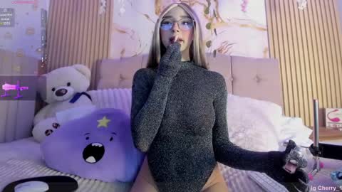  Aliice online show from 03/25/26, 11:11