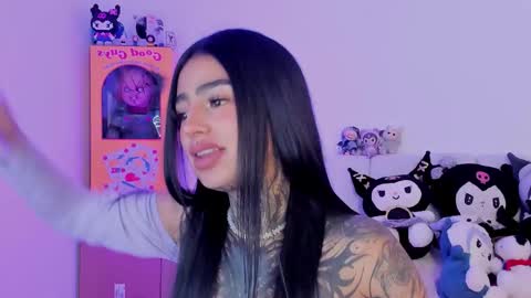 Alice  online show from 11/25/25, 07:14