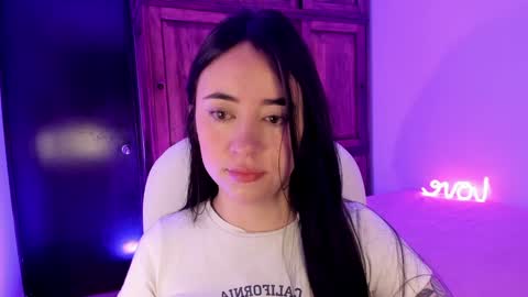 Snapshot of alicee_2 chatting on 12/12/24, 10:13 Aliceee  ..   97YP9VWGZHrefnav wishlist lists 1 online show from 12/12/24, 10:13