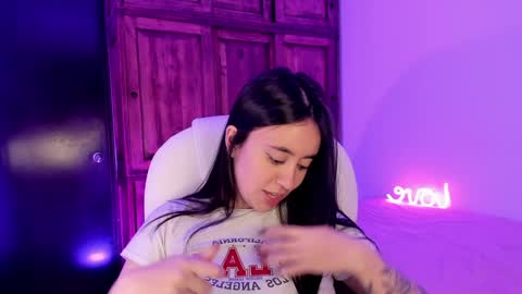 Snapshot of alicee_2 chatting on 01/06/25, 12:16 Aliceee  ..   97YP9VWGZHrefnav wishlist lists 1 online show from 01/06/25, 12:16