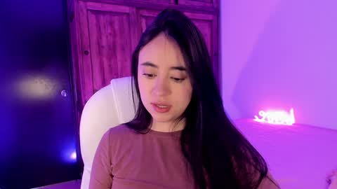 Snapshot of alicee_2 chatting on 01/20/25, 05:06 Aliceee  ..   97YP9VWGZHrefnav wishlist lists 1 online show from 01/20/25, 05:06