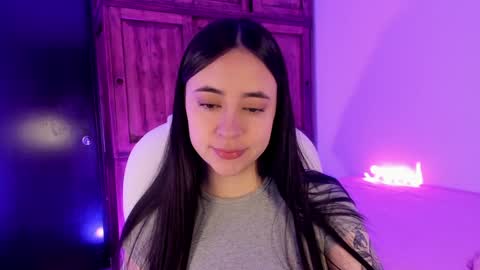 Snapshot of alicee_2 chatting on 01/23/25, 10:11 Aliceee  ..   97YP9VWGZHrefnav wishlist lists 1 online show from 01/23/25, 10:11
