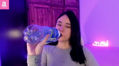 Snapshot of alicee_2 chatting on 02/27/25, 05:15 Aliceee  ..   97YP9VWGZHrefnav wishlist lists 1 online show from 02/27/25, 05:15
