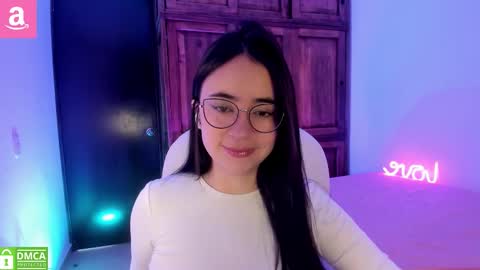 Snapshot of alicee_2 chatting on 09/11/25, 03:45 Aliceee  ..   97YP9VWGZHrefnav wishlist lists 1 online show from 09/11/25, 03:45