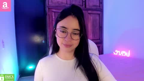 Snapshot of alicee_2 chatting on 09/12/25, 12:05 Aliceee  ..   97YP9VWGZHrefnav wishlist lists 1 online show from 09/12/25, 12:05