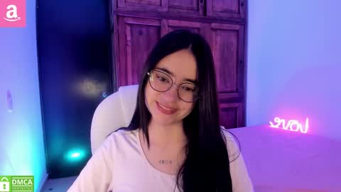 Snapshot of alicee_2 chatting on 09/17/25, 10:06 Aliceee  ..   97YP9VWGZHrefnav wishlist lists 1 online show from 09/17/25, 10:06