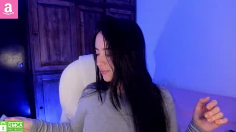 Snapshot of alicee_2 chatting on 10/27/25, 12:15 Aliceee  ..   97YP9VWGZHrefnav wishlist lists 1 online show from 10/27/25, 12:15