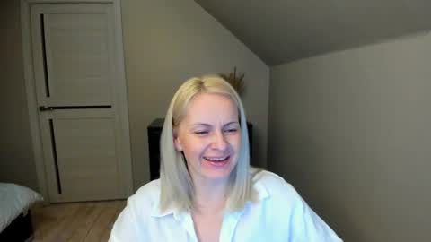 Alicee online show from 02/15/25, 08:22