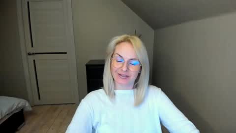 Alicee online show from 02/23/25, 09:05