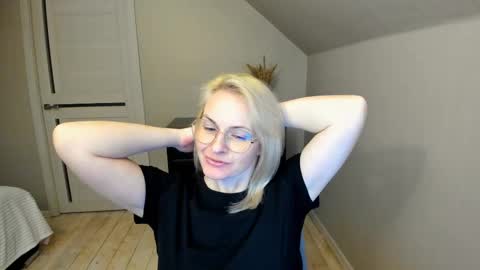 Alicee online show from 02/27/25, 06:53