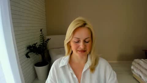 Alicee online show from 02/20/26, 09:54