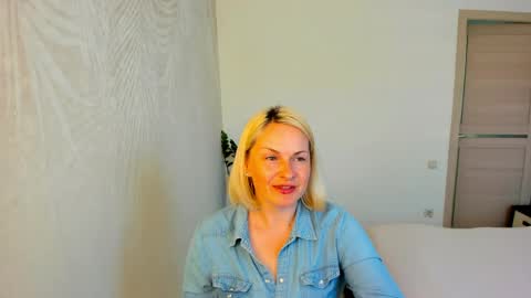 Snapshot of alicee__grace chatting on 05/22/26, 10:32 Alicee online show from 05/22/26, 10:32
