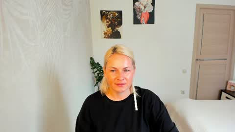 Snapshot of alicee__grace chatting on 07/27/26, 09:27 Alicee online show from 07/27/26, 09:27