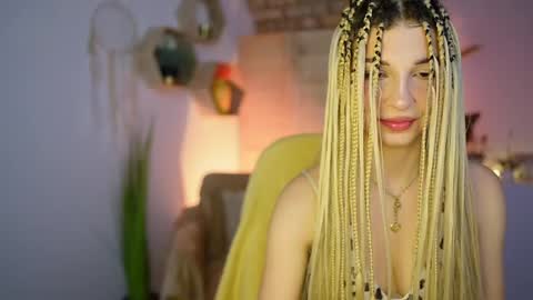 Alicee Kiss online show from 12/19/24, 07:29