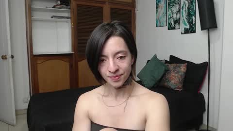 alicee_logan_ online show from 12/23/25, 02:20