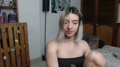Snapshot of alicee_logan_ chatting on 07/03/26, 01:56 alicee_logan_ online show from 07/03/26, 01:56