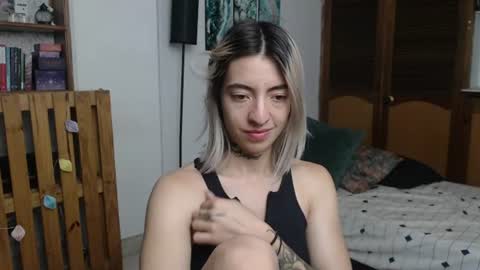 Snapshot of alicee_logan_ chatting on 07/18/26, 02:49 alicee_logan_ online show from 07/18/26, 02:49