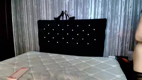 alicee_moonn online show from 02/02/26, 08:07