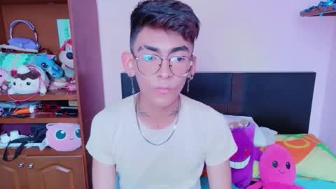 alicee_randyy online show from 05/17/26, 07:54