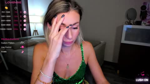 Daniella online show from 12/28/24, 07:33