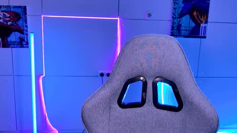 Alice online show from 10/04/25, 05:05