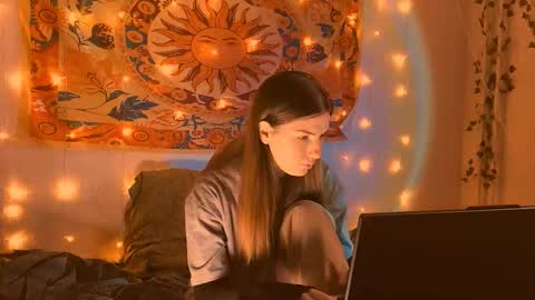 Alice online show from 02/10/26, 05:22