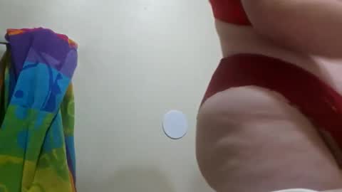 Snapshot of aliceinwonder6669 chatting on 10/16/25, 10:33 Aliceinwonder6669 online show from 10/16/25, 10:33