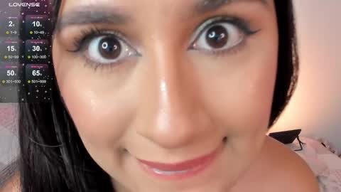 Snapshot of alicejhons chatting on 09/27/25, 02:38 vanessa online show from 09/27/25, 02:38