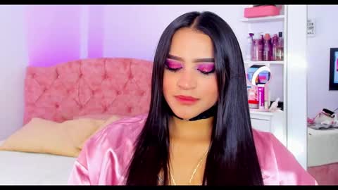 Snapshot of alicekiing_ chatting on 01/18/25, 06:24  ALICEKIING online show from 01/18/25, 06:24