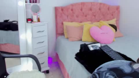 Snapshot of alicekiing_ chatting on 02/12/25, 03:07  ALICEKIING online show from 02/12/25, 03:07