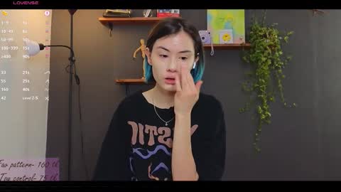 Alice  vacation  online show from 02/22/25, 12:38