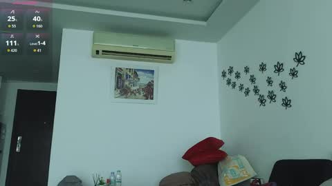 Alice  vacation  online show from 04/21/26, 09:48