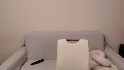 alicekollt online show from 12/28/24, 12:36