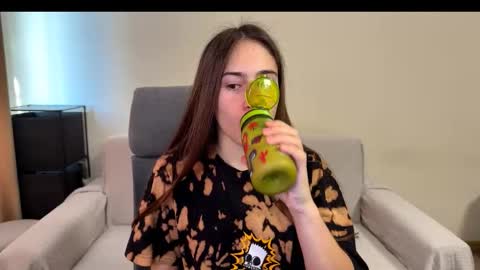 alicekollt online show from 11/19/25, 09:20