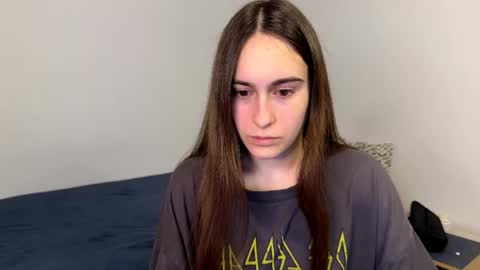 alicekollt online show from 04/21/26, 02:04