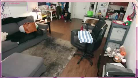 Alice Liddell online show from 12/16/25, 06:02