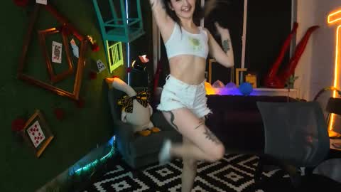 Alice online show from 10/15/25, 08:09