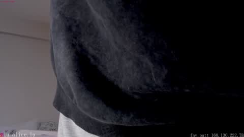 Elle online show from 02/08/25, 11:44